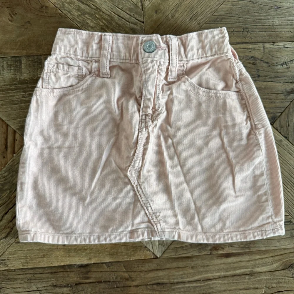 Old Navy Light Pink High-Waisted Corduroy Skirt for Girls Small 6-7